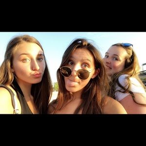 Meet your Posher, Alana